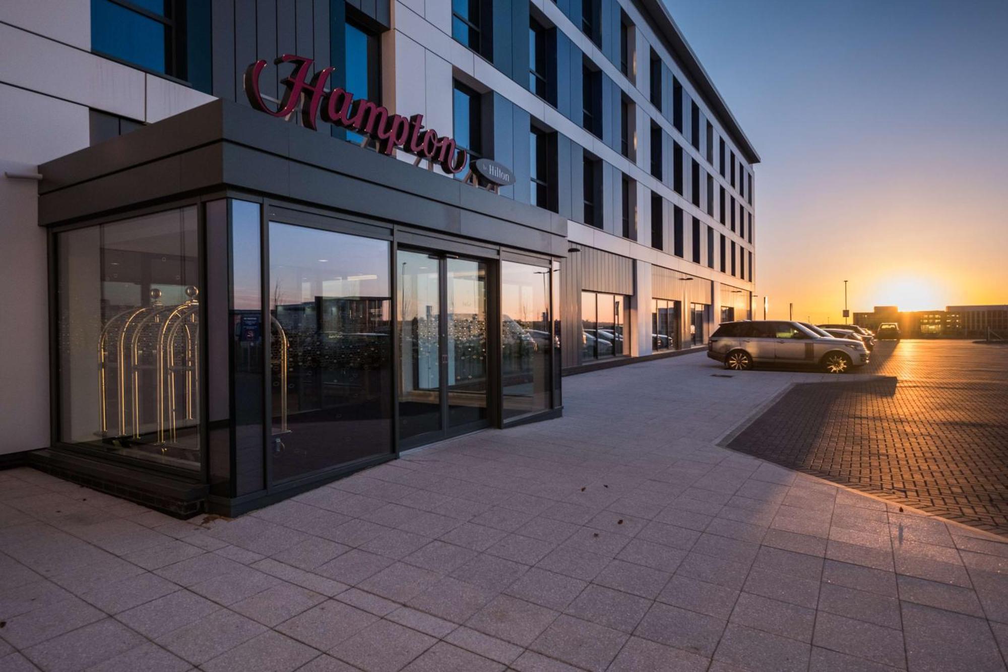Hampton By Hilton Aberdeen Airport Dyce Dış mekan fotoğraf